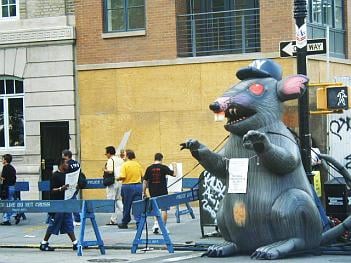 Union protest outside the concert.