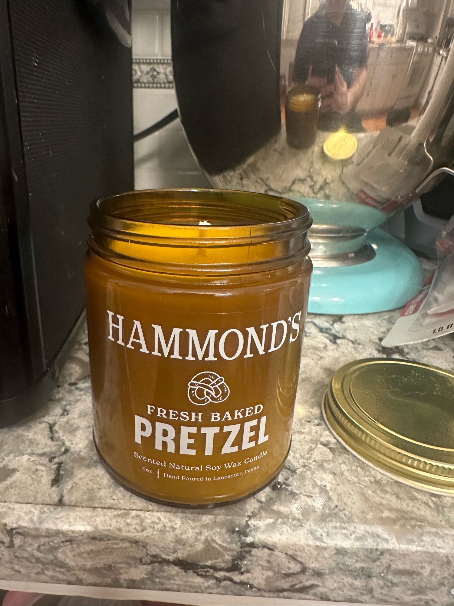 A Hammond’s fresh baked pretzel candle